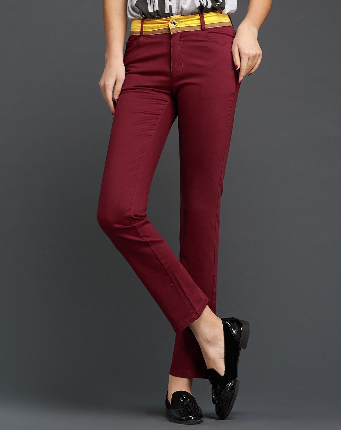 暗红色水洗棉小直筒裤
