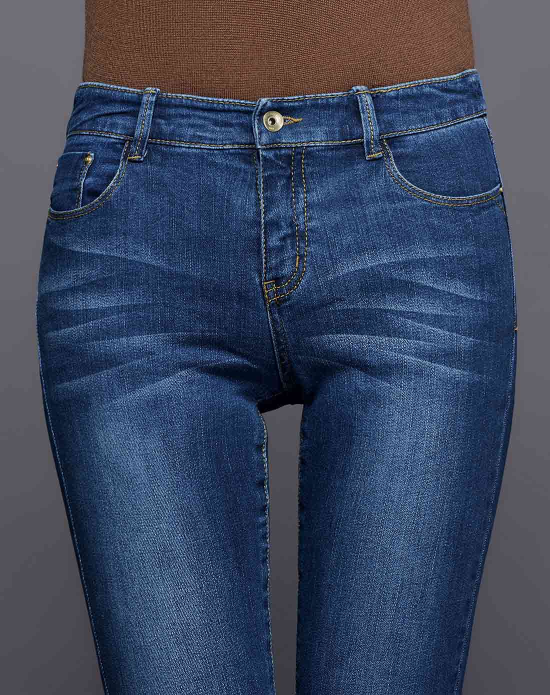 蓝色九分铅笔裤