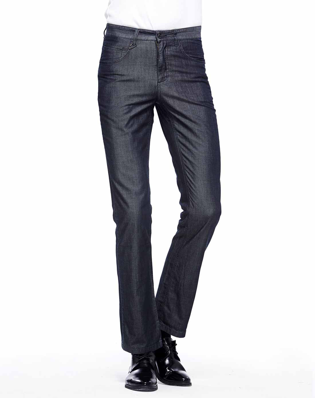 黑色时尚舒适轻薄柔软破骨绣花棉与莱赛尔纤维混纺牛仔裤