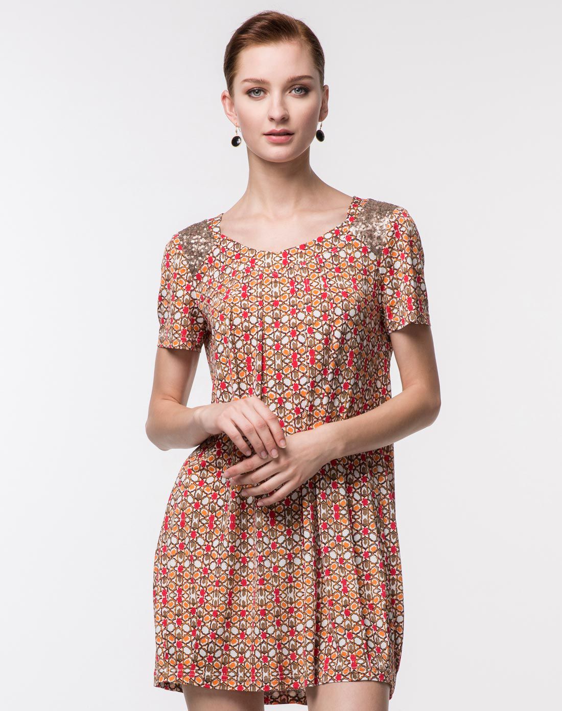 路逸沙·美louisa m女装专场 宽松休闲短袖连衣裙