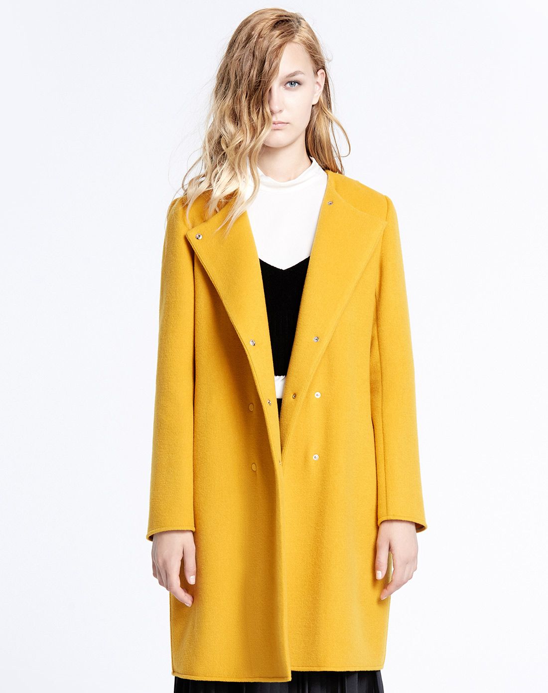 印第安金黄色大衣