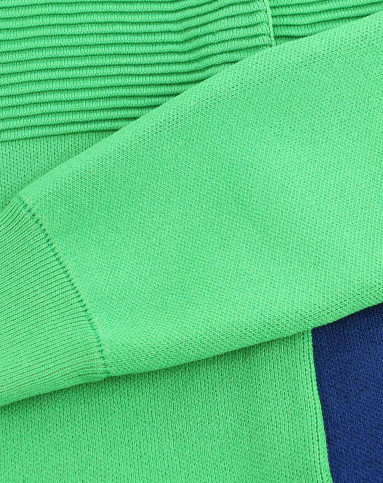 中绿拼色短款毛针织衫