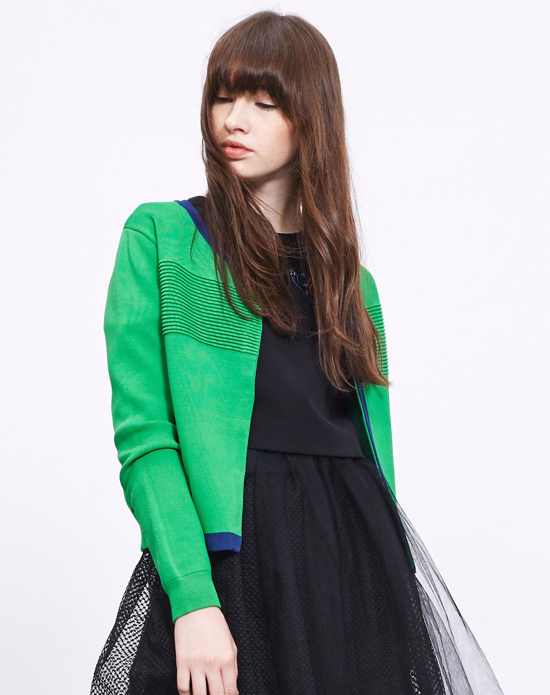 中绿拼色短款毛针织衫