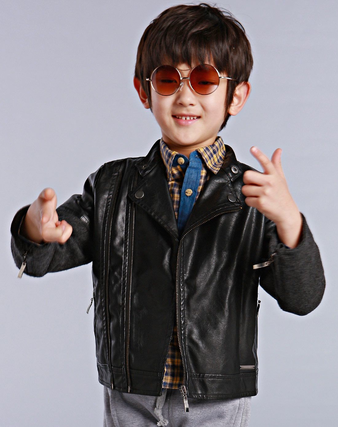 男黑色男童皮衣