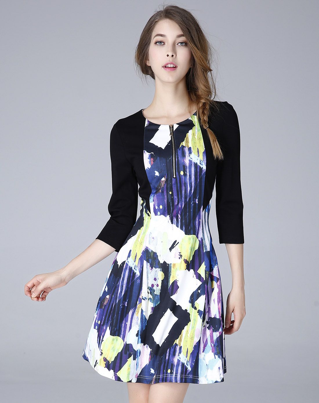 黑/多色时尚印花拼接连衣裙