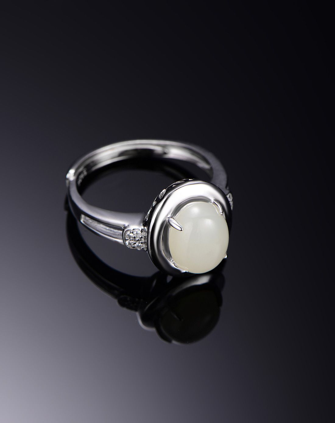 > s925银镶和田白玉戒指