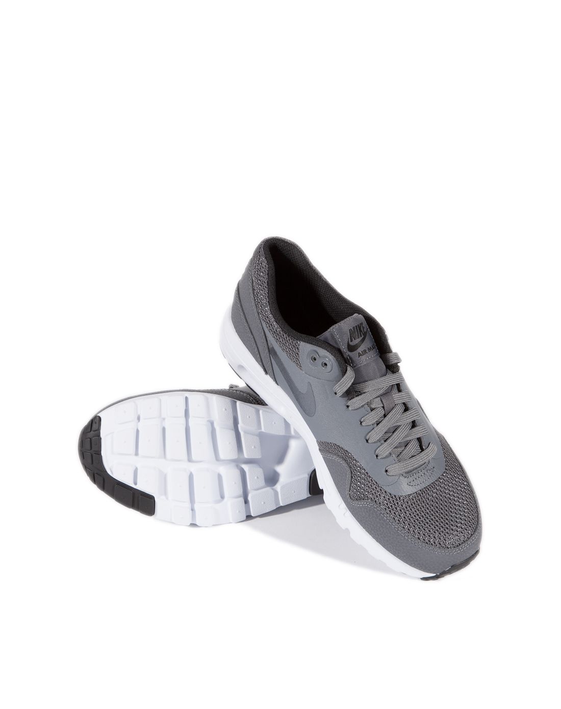 > nike女款深灰色街头个性帅气百搭慢跑鞋