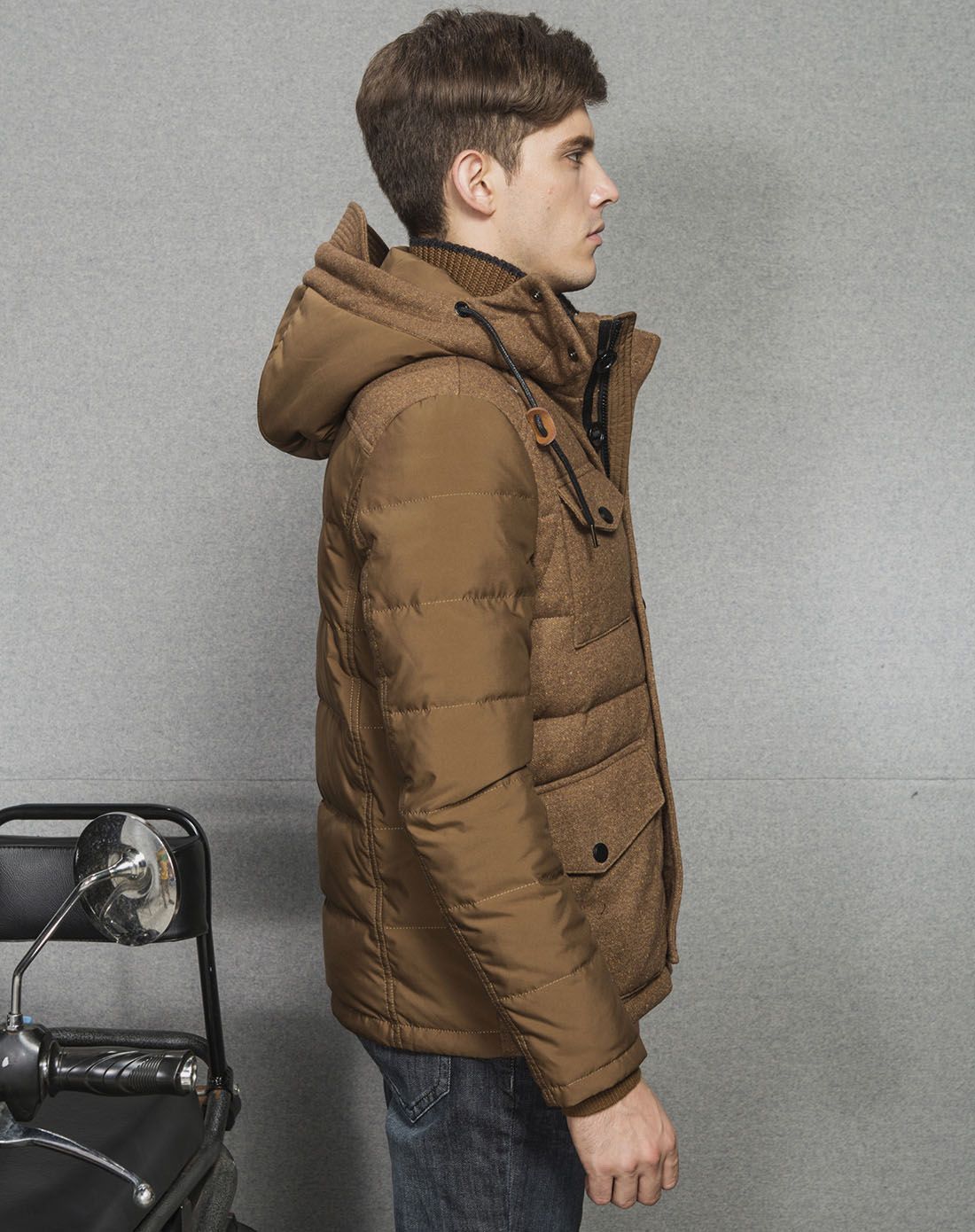 男款黄棕色都市休闲中长款羽绒服