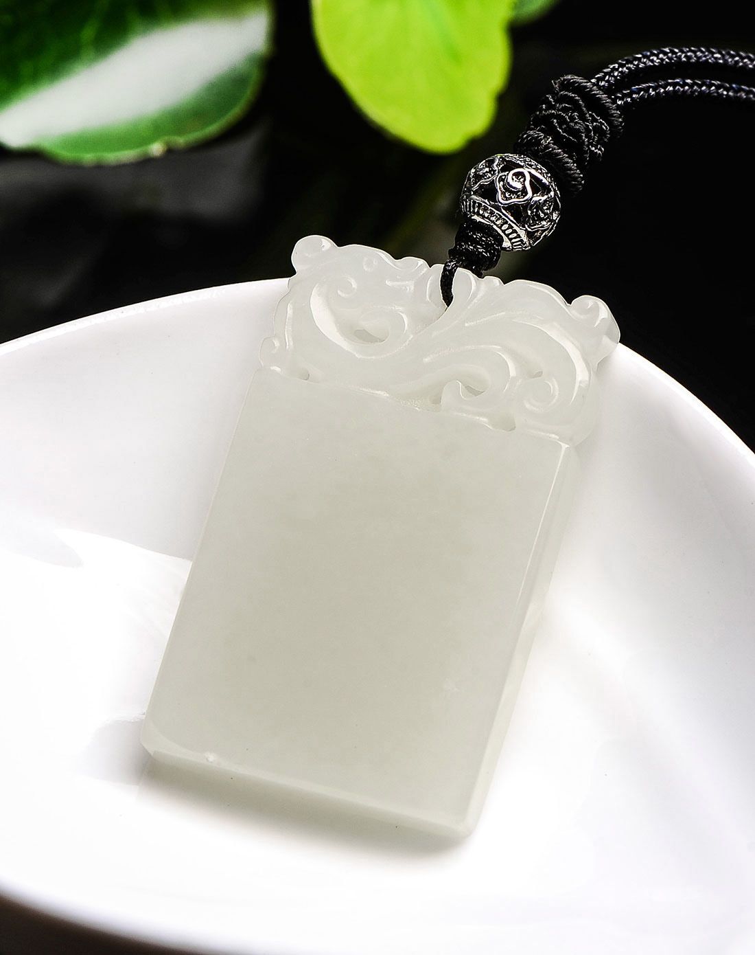 天然和田玉仿古龙牌无事牌(附证书)