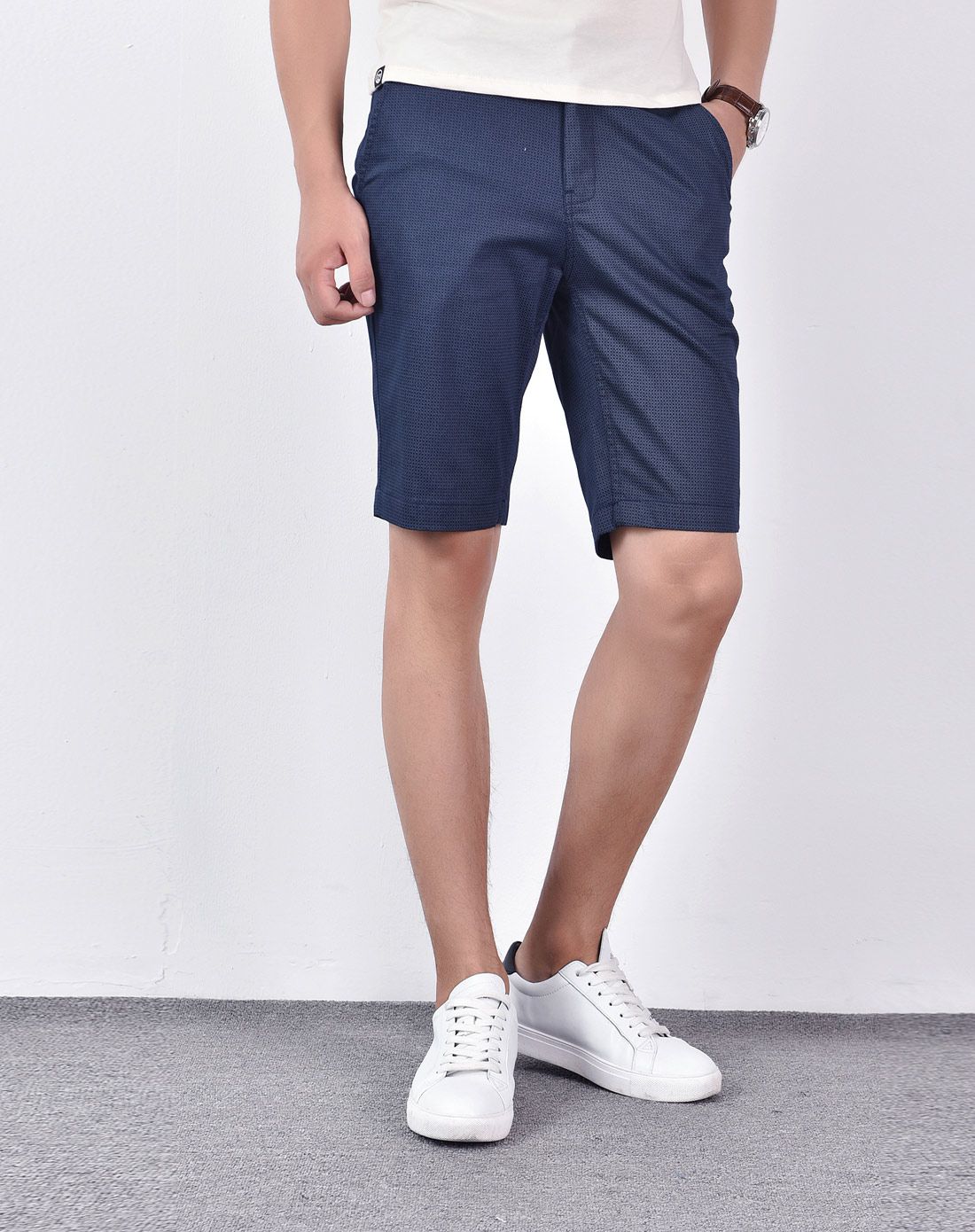 男式中灰蓝休闲五分裤