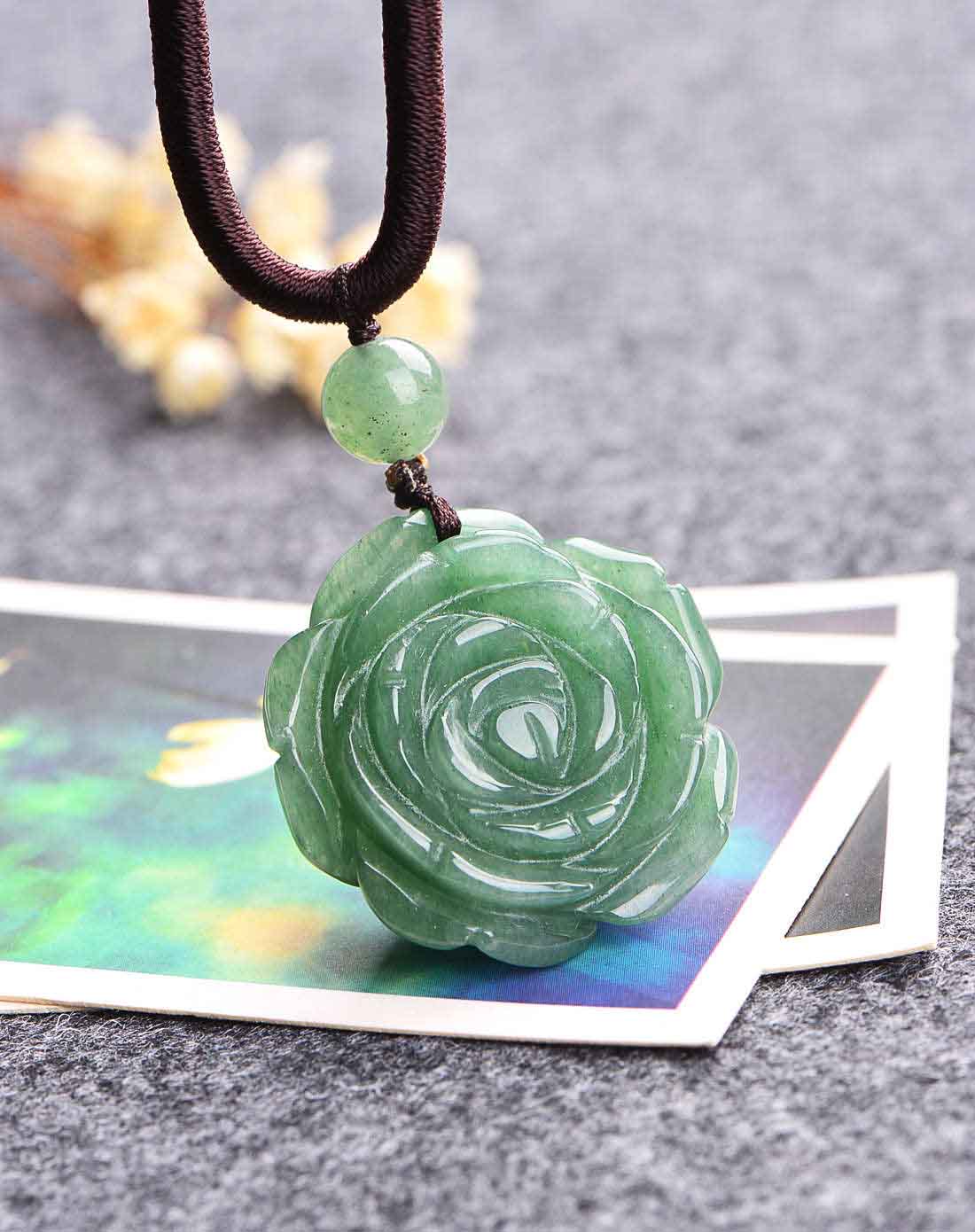 东陵玉玫瑰花吊坠项链附证书