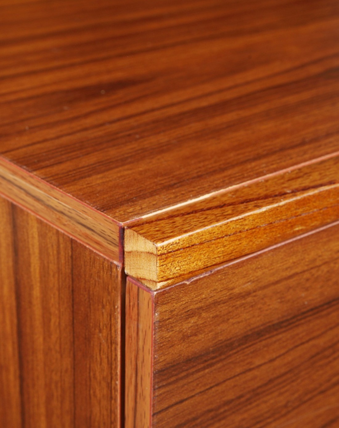 金胡桃木框架床头柜