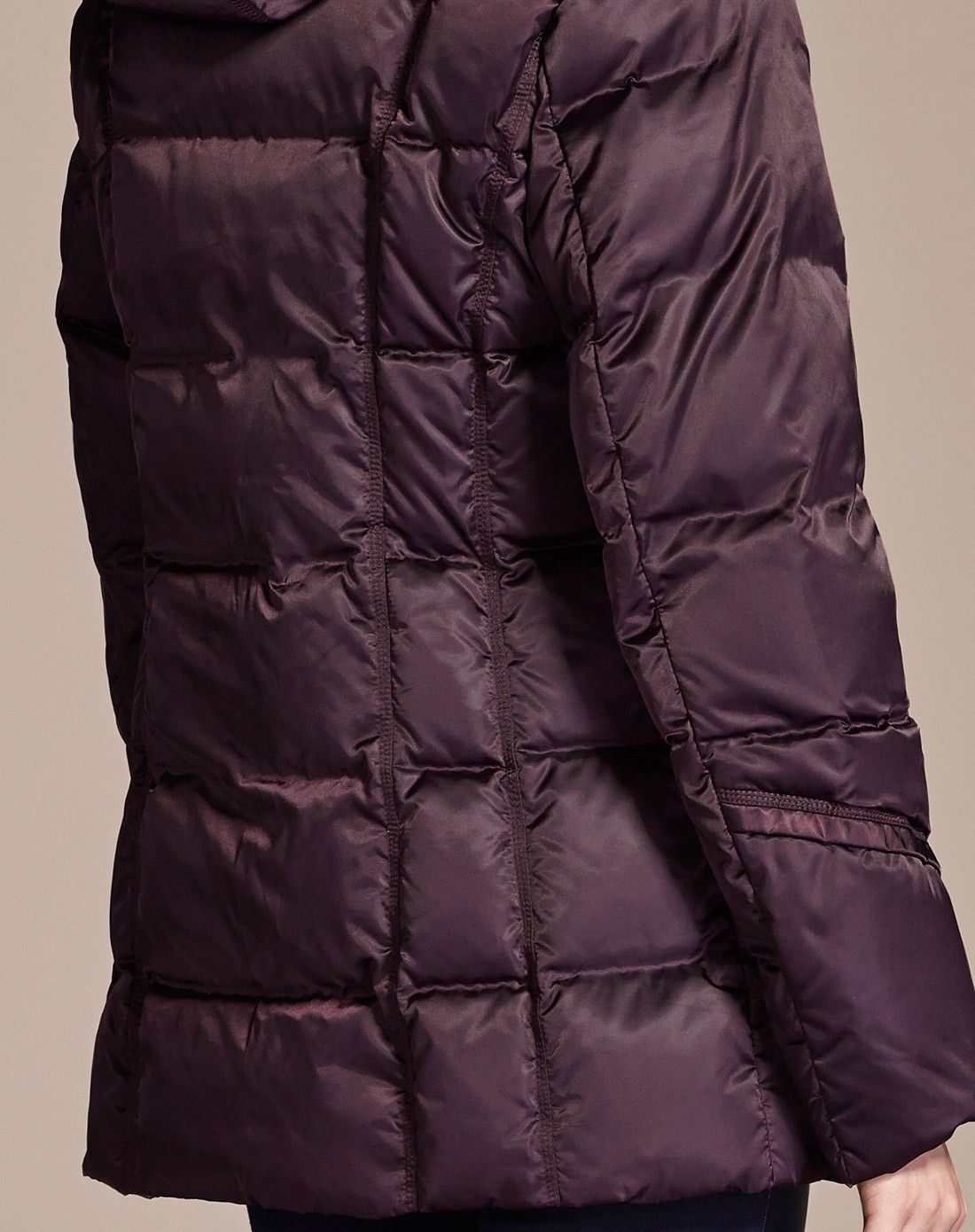 女奢华狐狸毛领深紫色加厚常规羽绒服