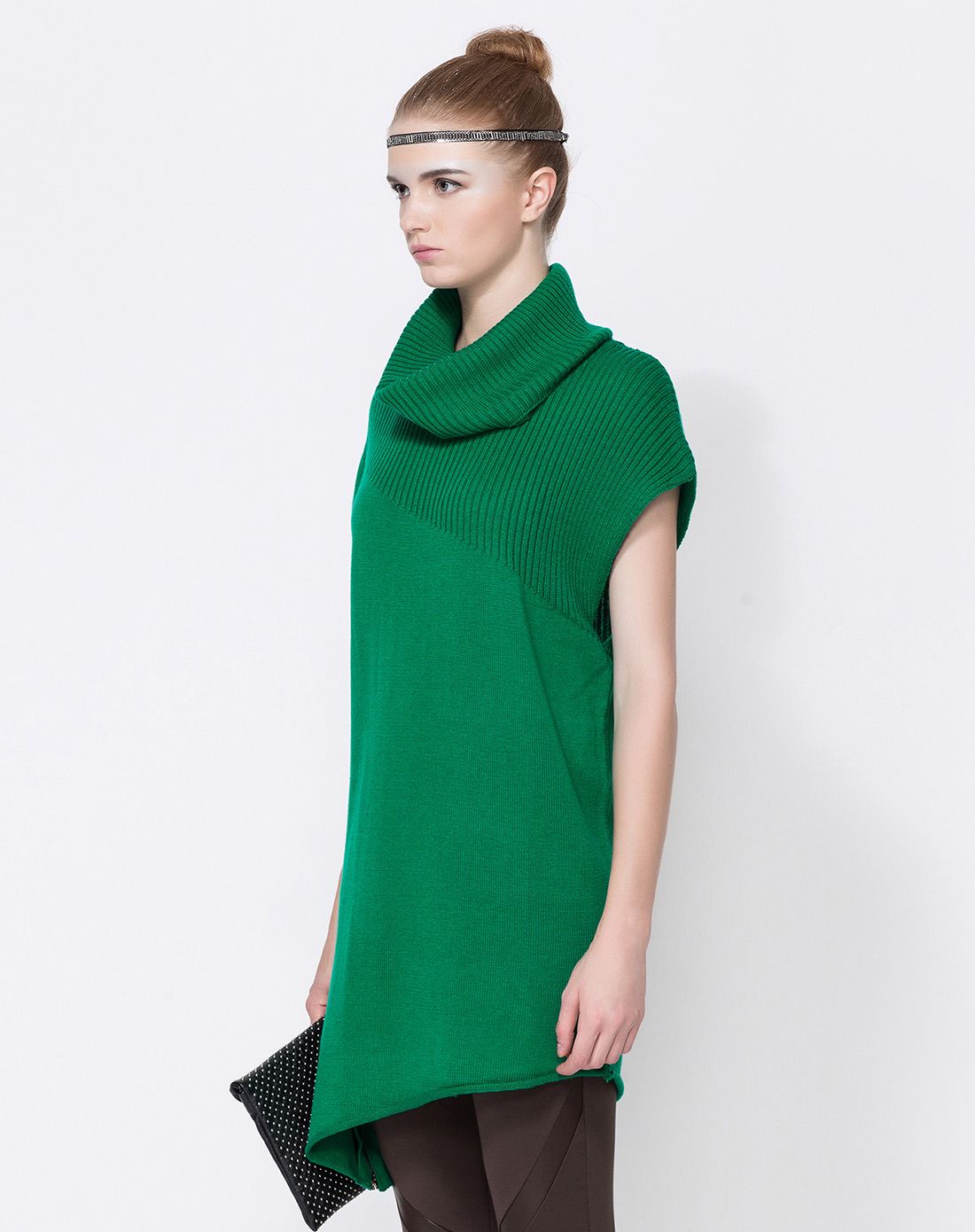 翠绿色艺术时尚高领中长款打底连衣裙女