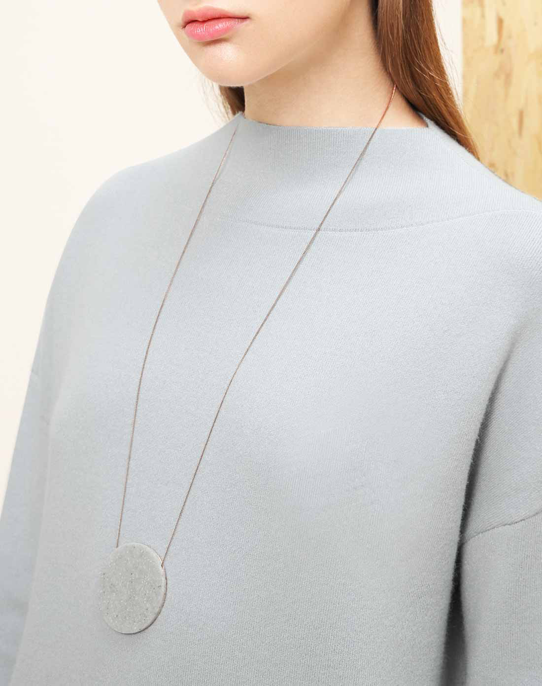 女性绿豆灰长袖中长款连衣裙显瘦圆领针织裙子毛衣