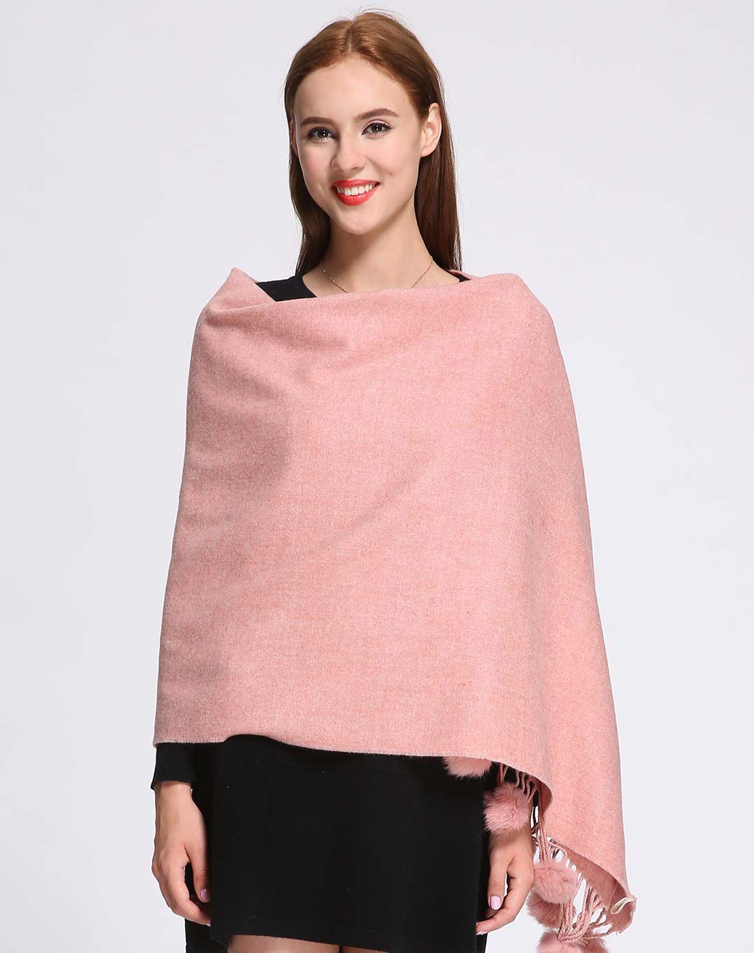 女款粉色简约休闲兔毛球围巾