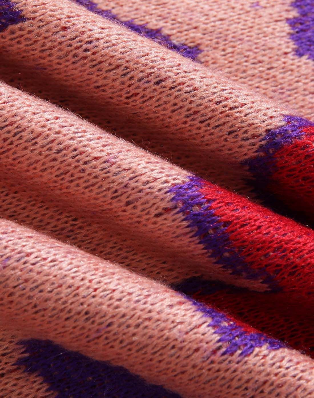 虾红色圆领电脑提花偏大款厚毛衣