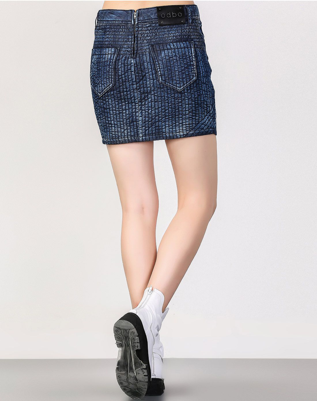 蓝色女装牛仔五分裙