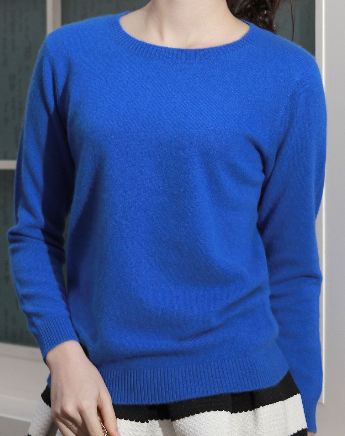 女式宝石蓝圆领纯色百搭羊绒衫