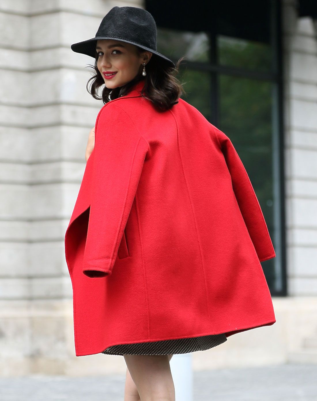 红色复古干练气质长袖长款大衣