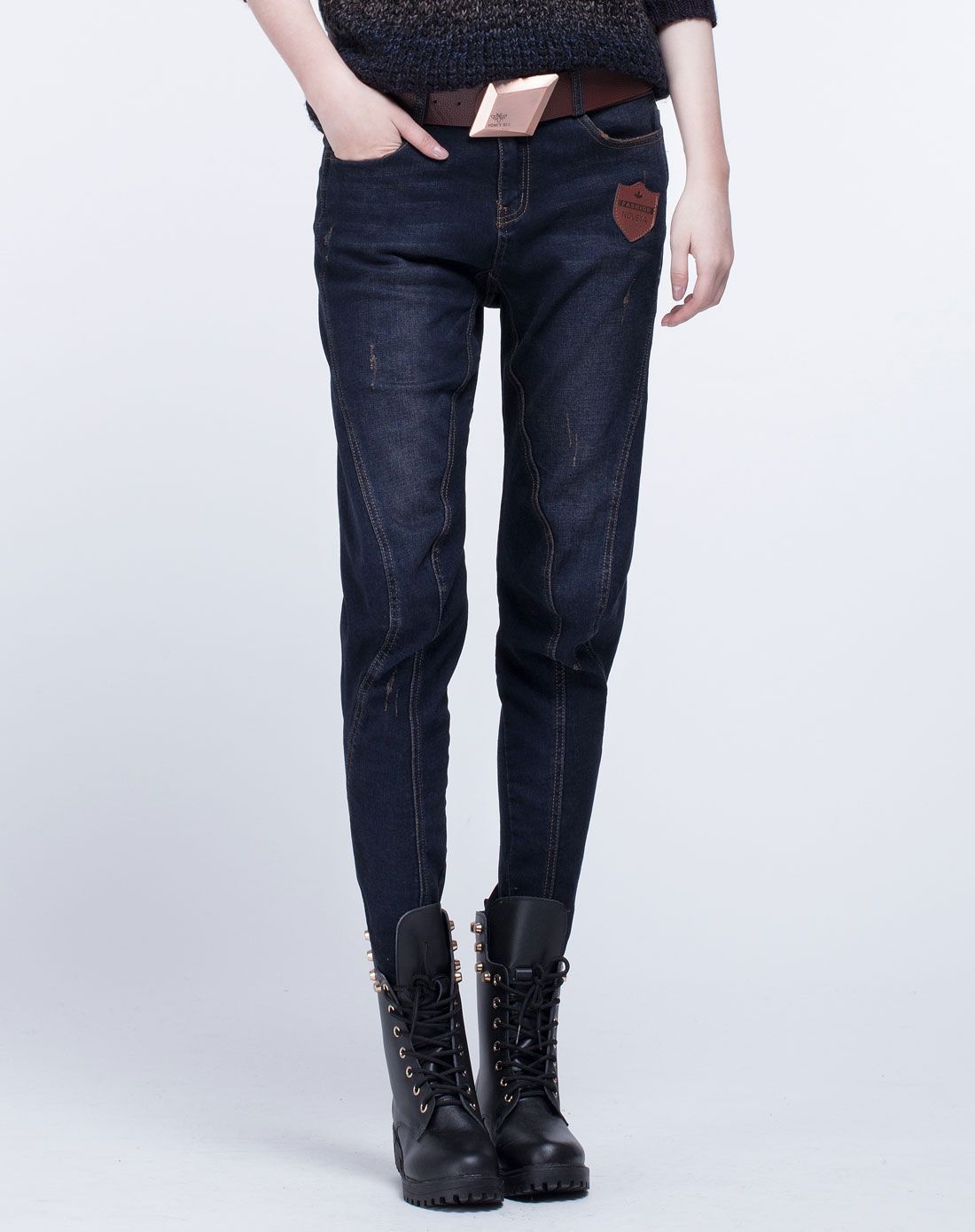 女款怀旧蓝色中腰吊磨磨破宽松大码牛仔裤