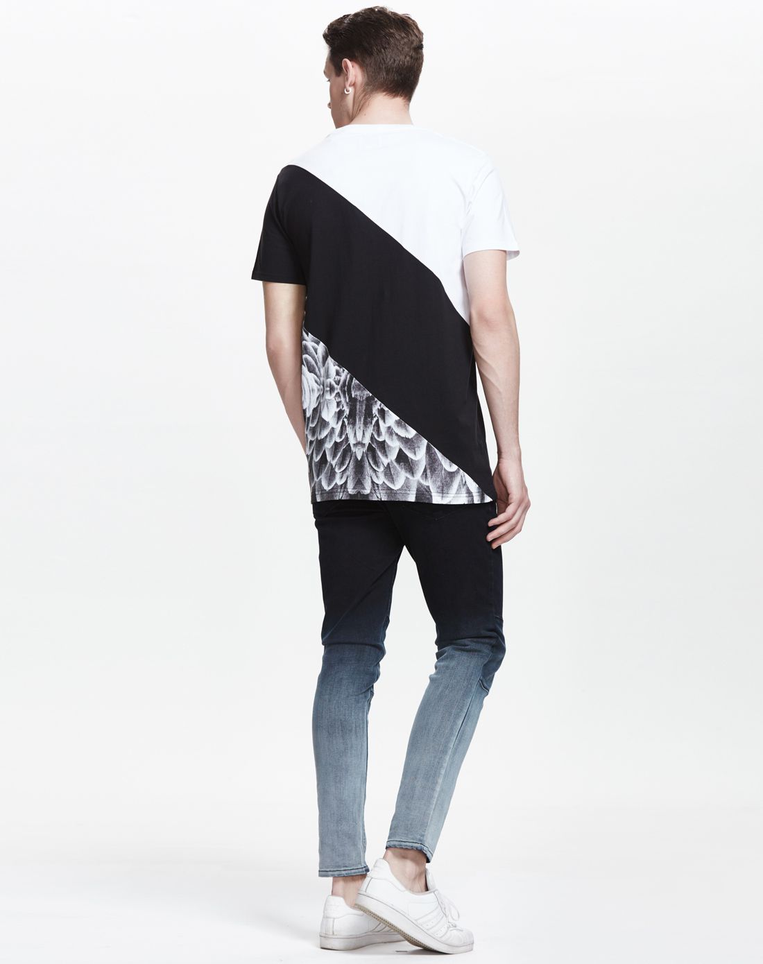 丹麦wagner旗下集合品牌黑白印花纯棉舒适休闲针织衫2-4543100220