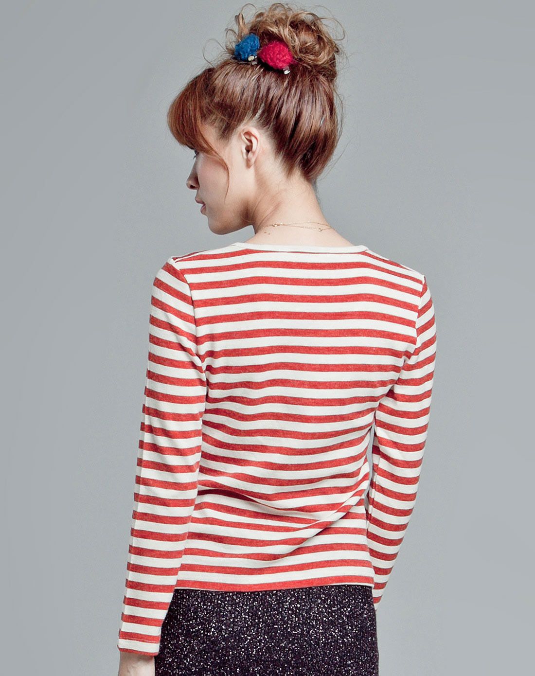 红白条百搭长袖针织上衣