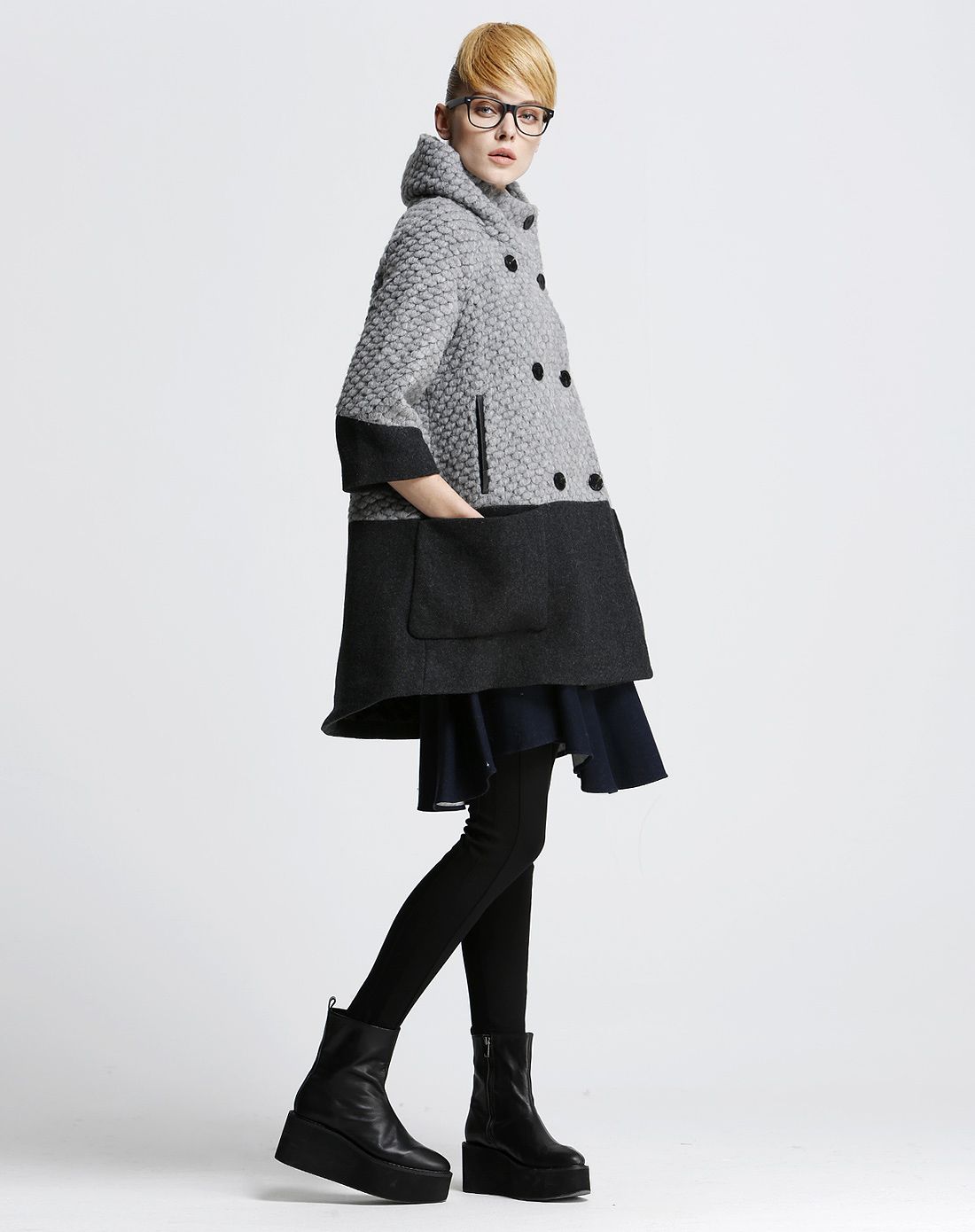 灰/黑灰色百搭典雅大衣