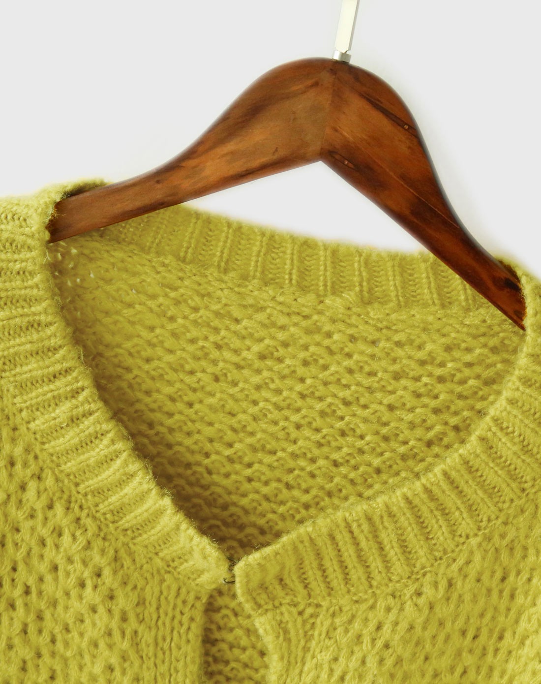 阁楼天窗 文艺复古做旧螺纹收口毛衣