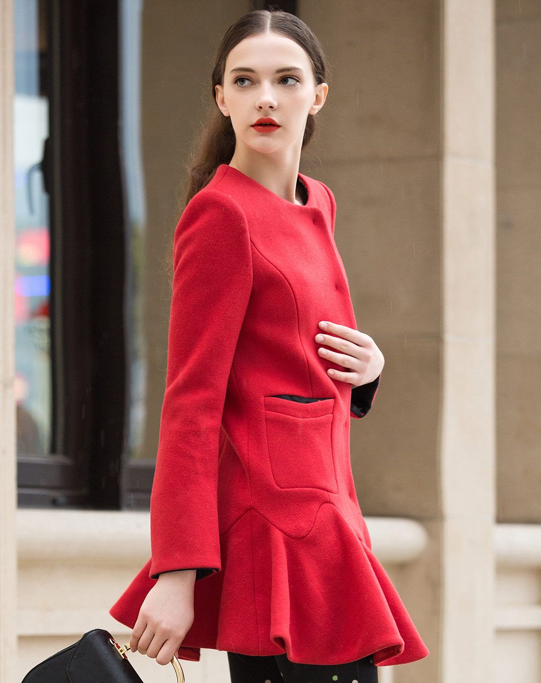 石榴红甜美淑女荷叶边下摆大衣