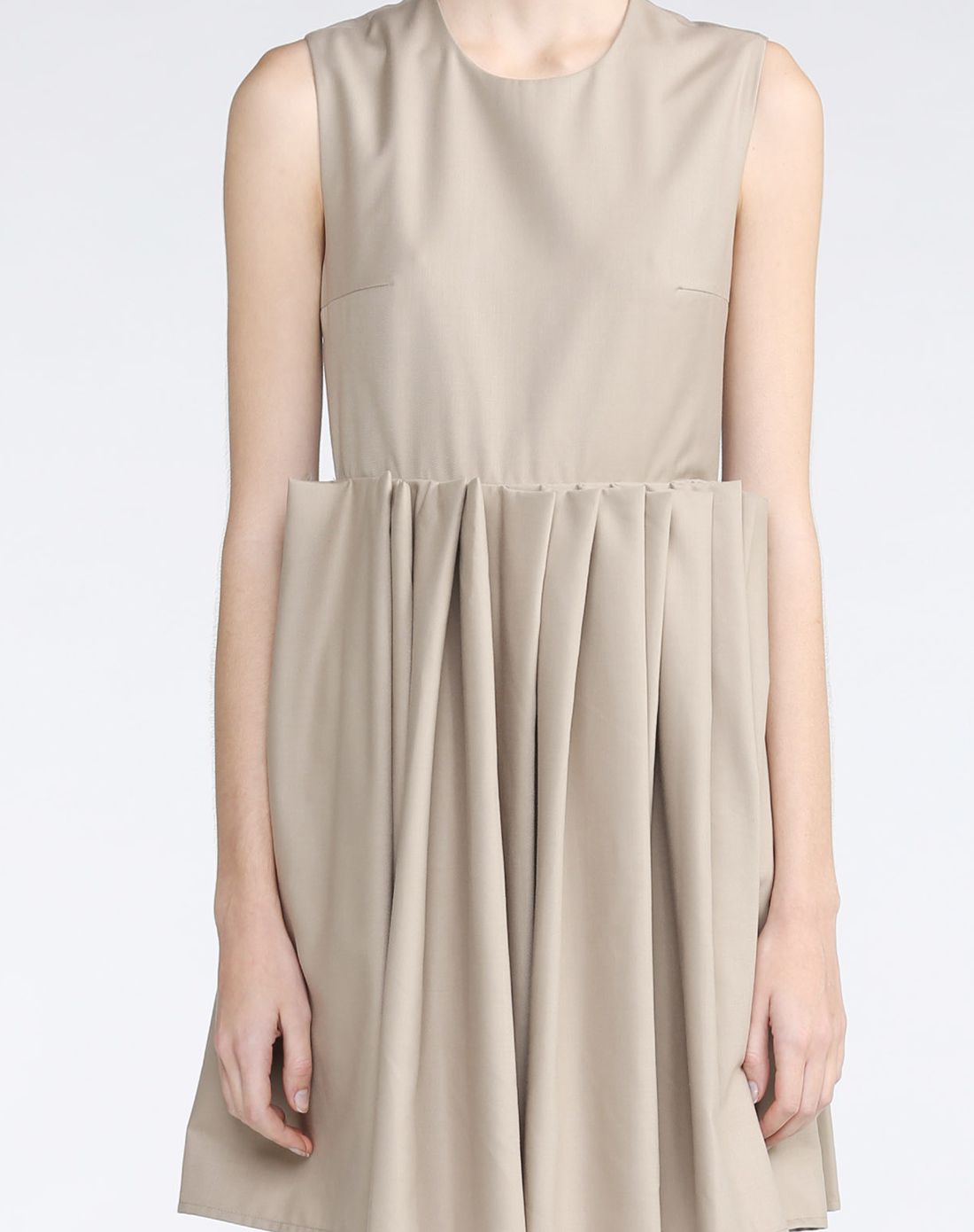 时尚设计立体大褶裥裙摆无袖连衣裙