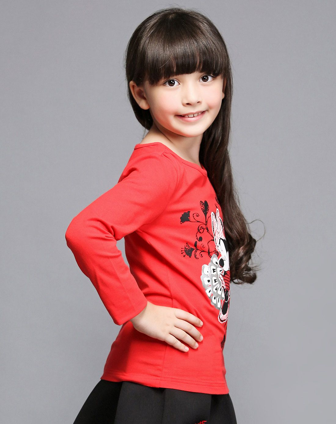 女童大红色长袖t恤