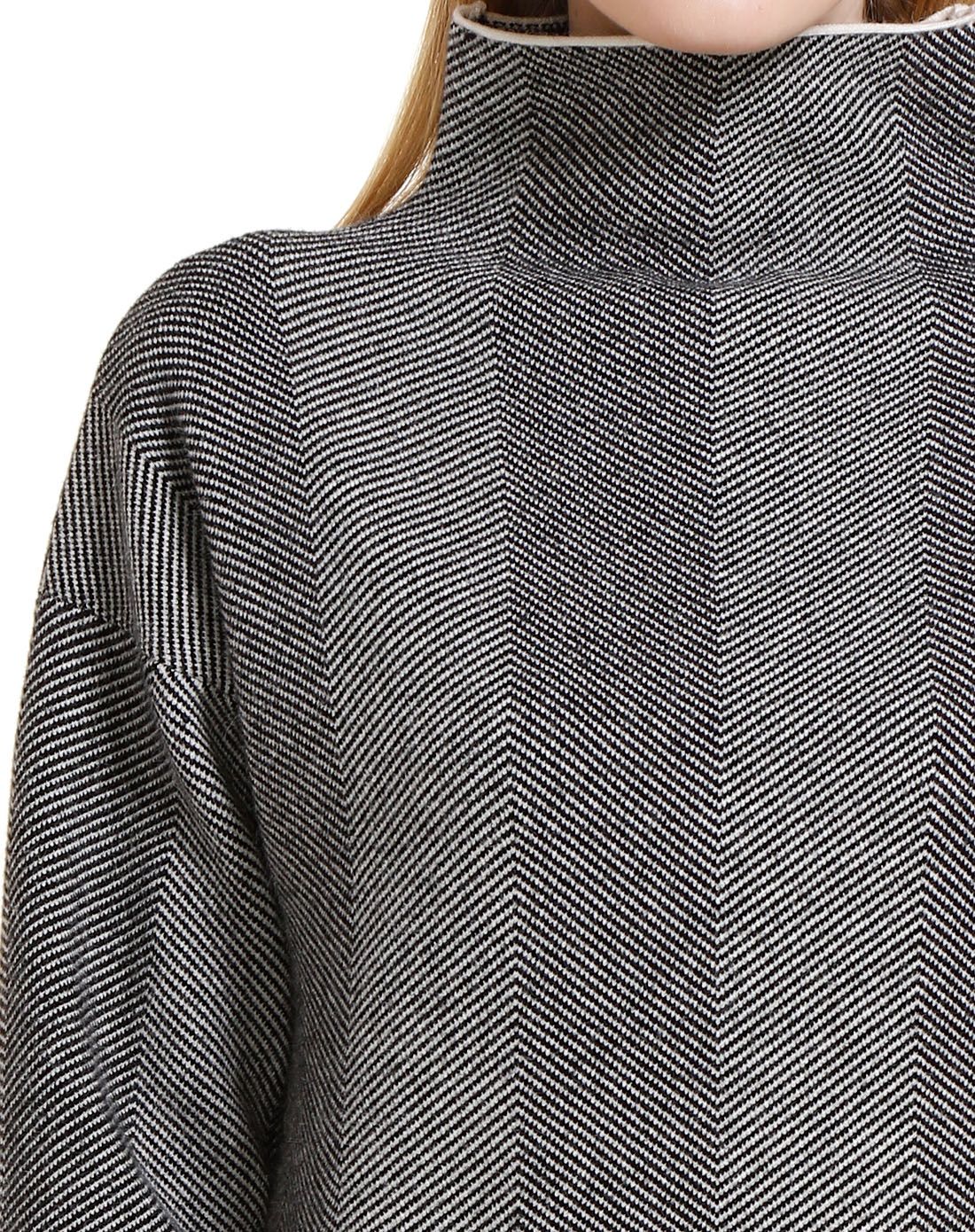 黑/浅灰色时尚舒适长袖针织连衣裙