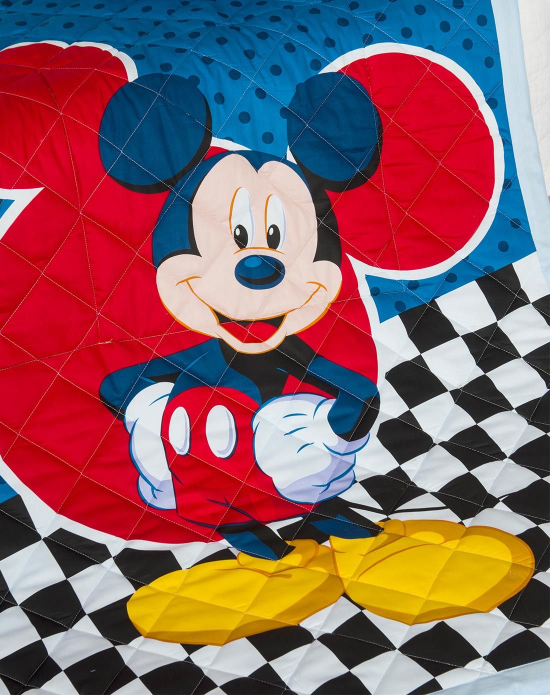 红色米奇方程式全棉印花靠垫被