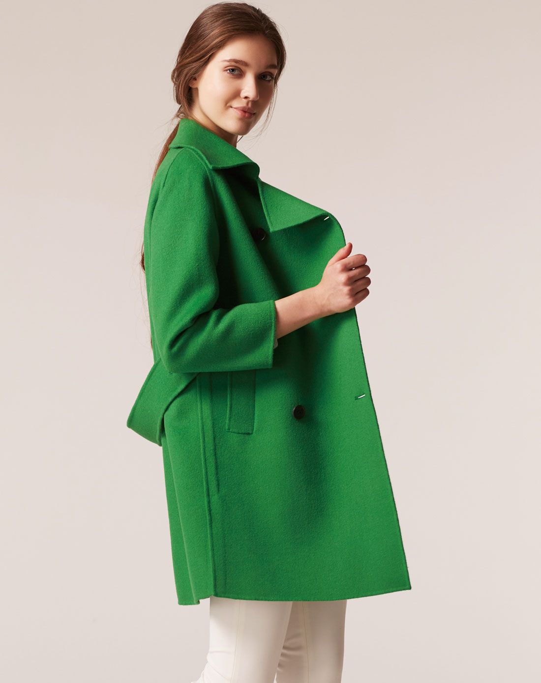 女士绿色羊毛大衣