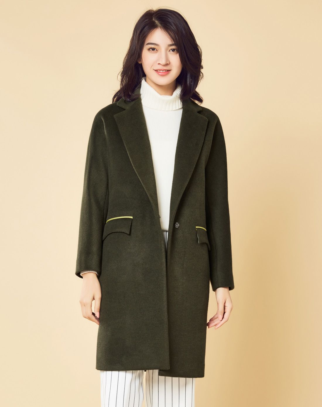 英伦风中长款毛呢大衣咸菜绿
