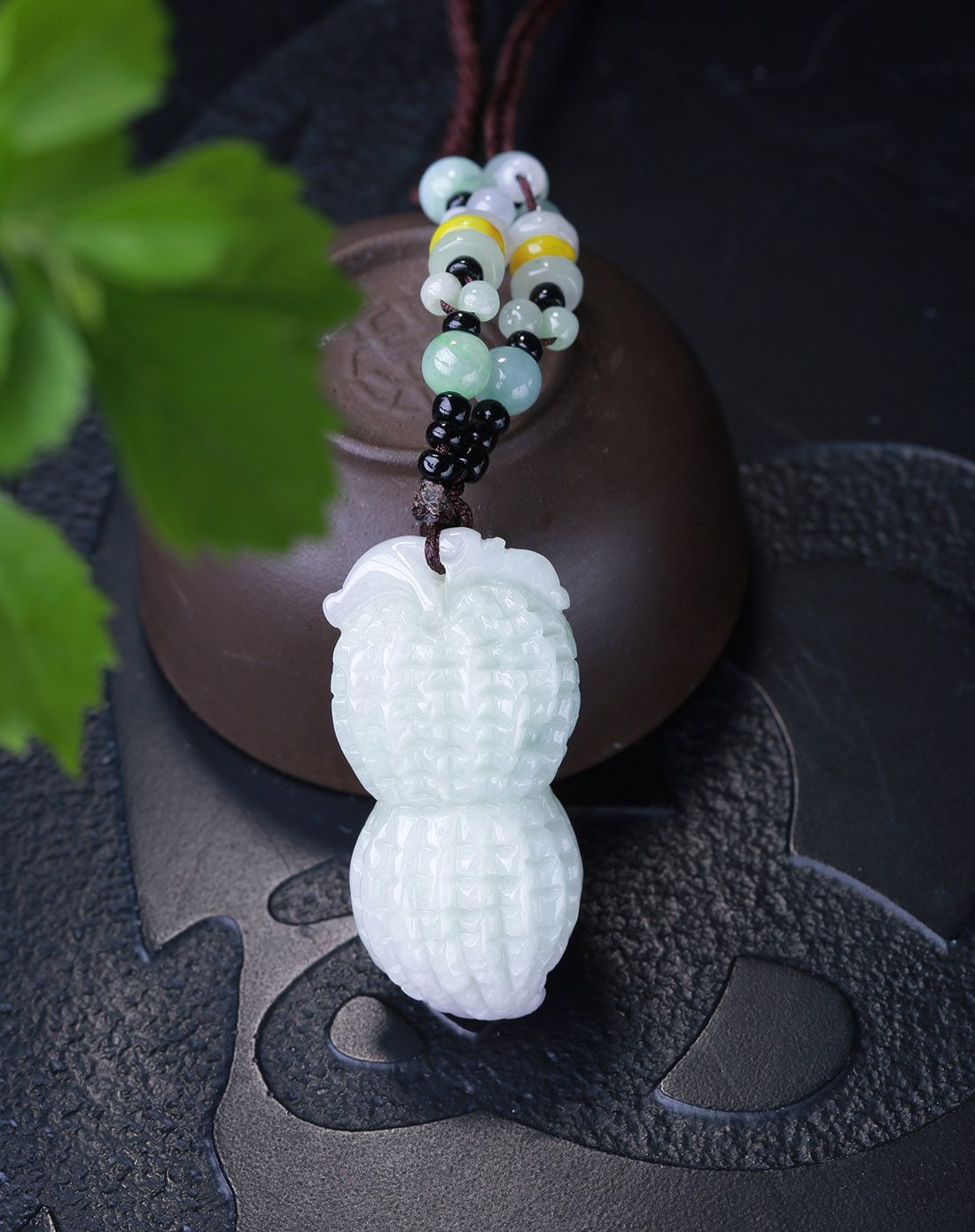 天然a货翡翠花生吊坠