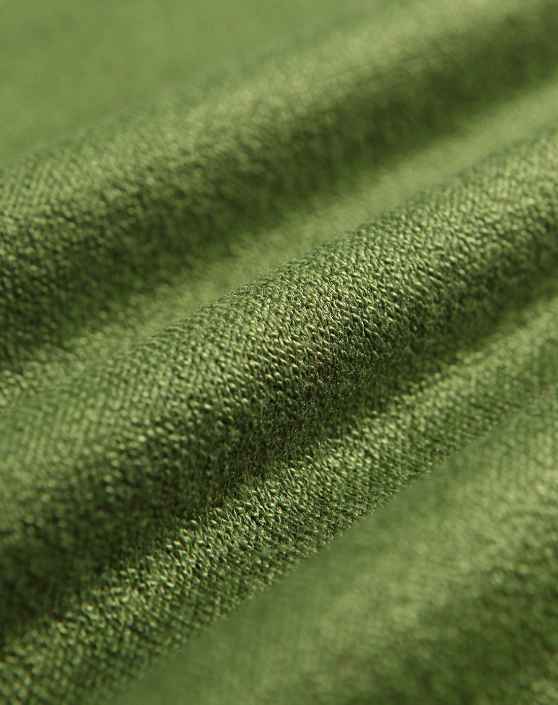 女款草绿简约纯色烫钻圆领针织衫