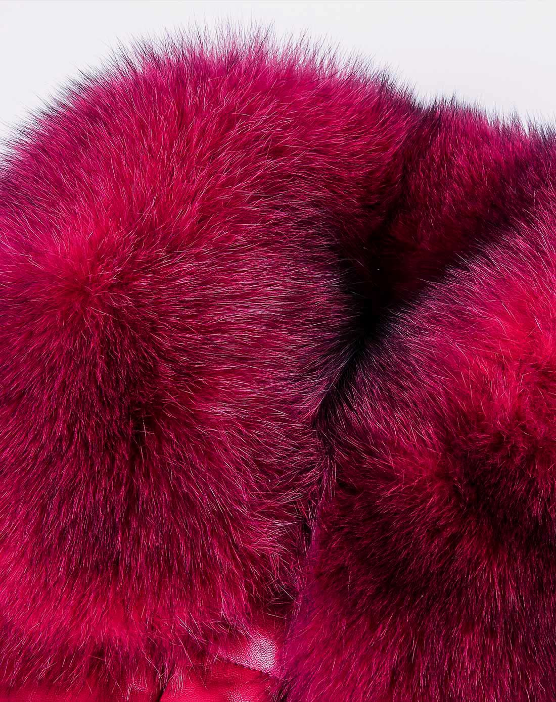 女款深玫红色时尚百搭长袖中长款皮羽绒服