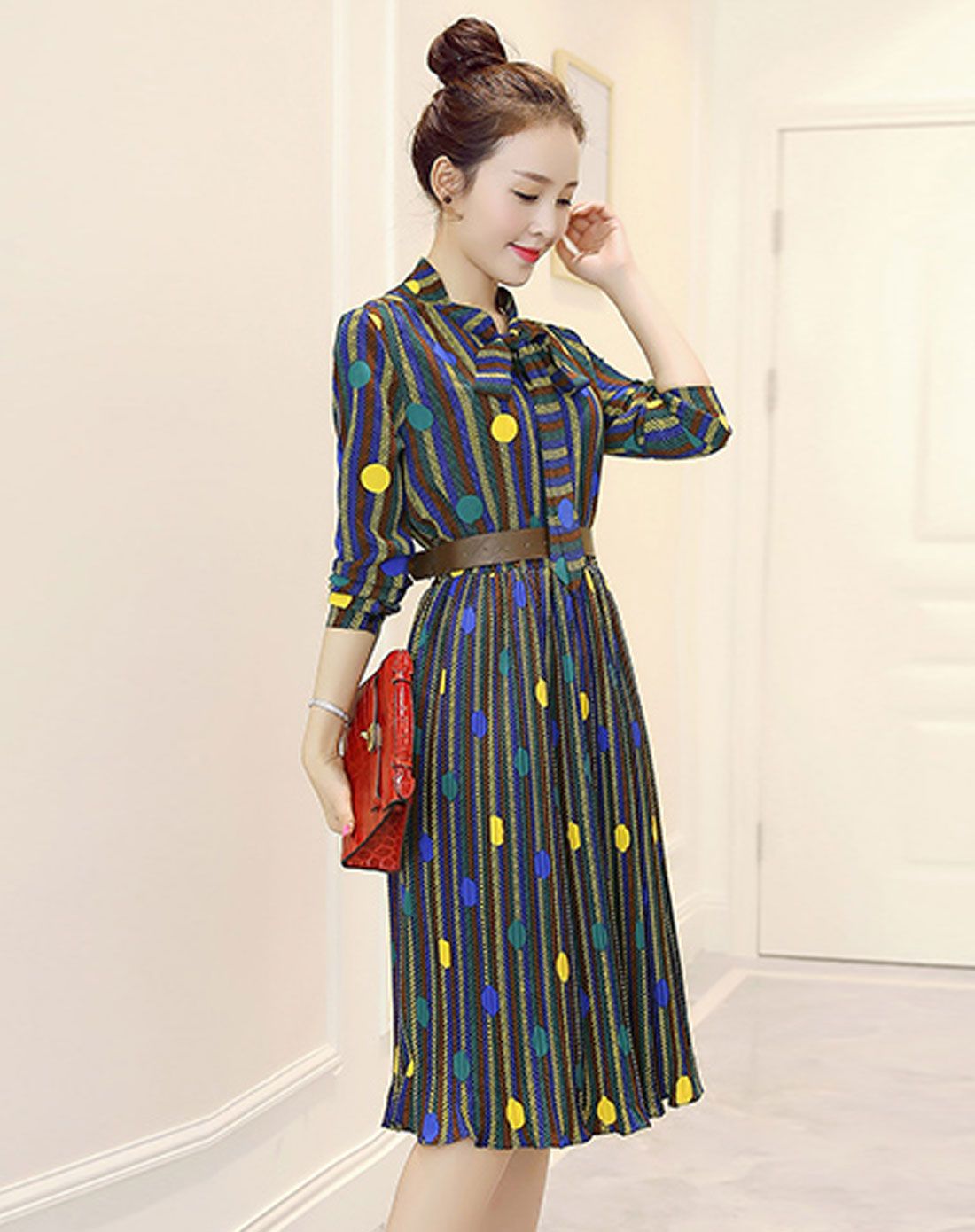 丝柏舍女装移动端专场女花色竖条纹显瘦连衣裙(配腰带)036952a28_唯品