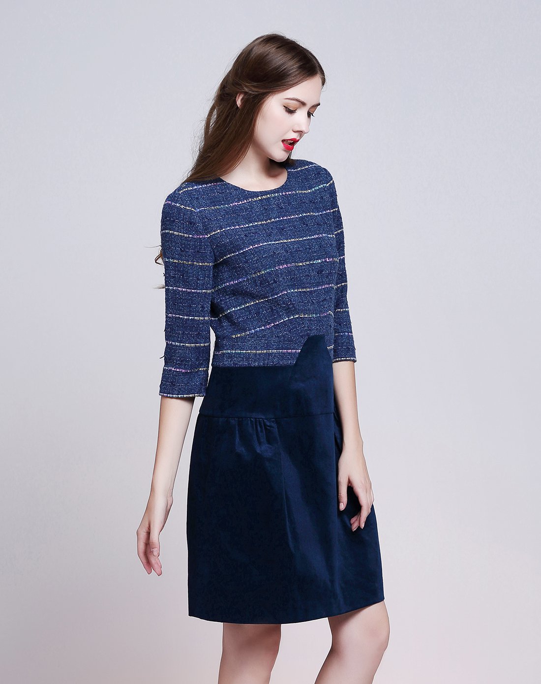 moiselle女装 明星优雅之选moiselle女款条纹拼接中袖连衣裙585140601