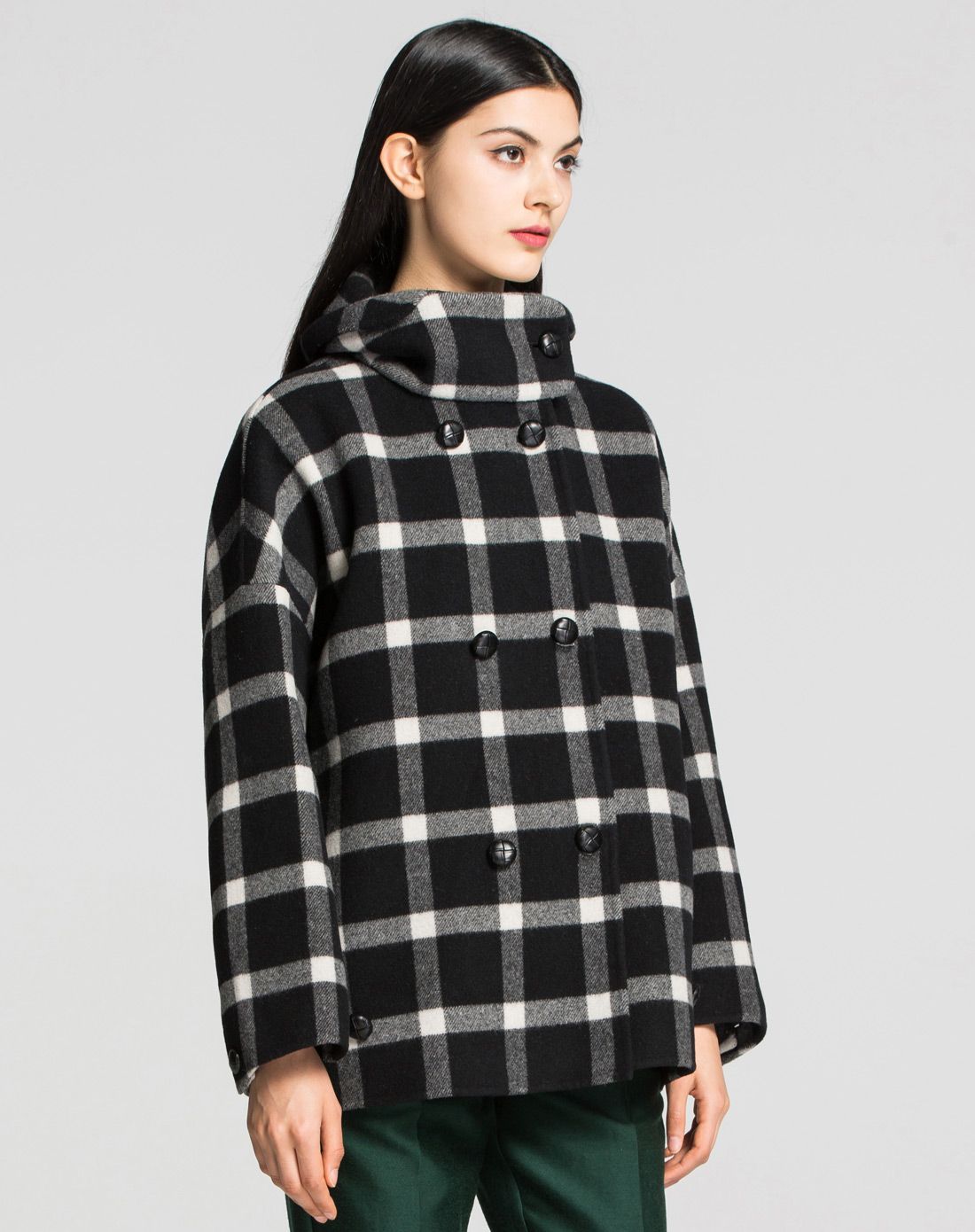 黑加白时尚个性100%羊毛大衣