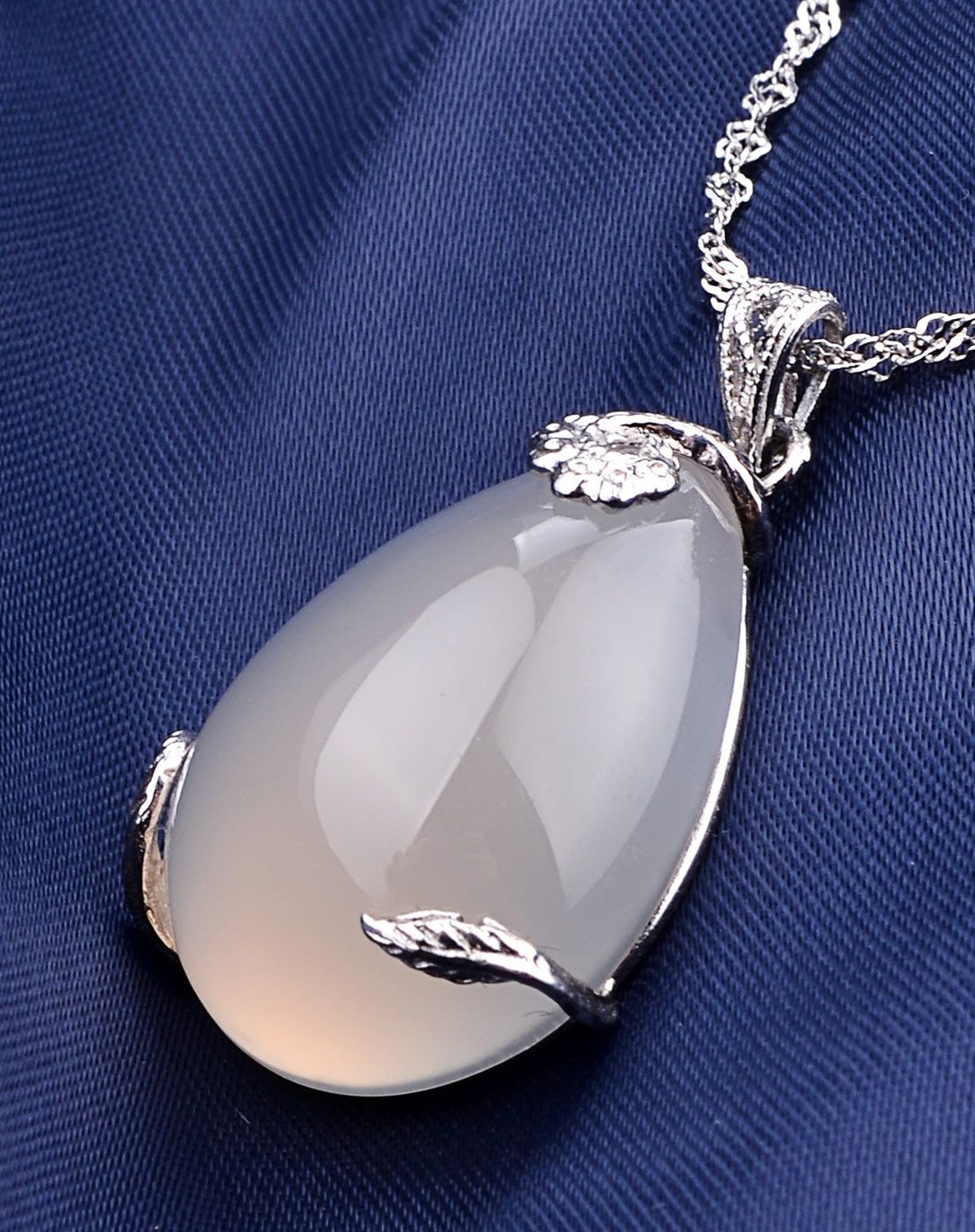 冰种白玉髓k白水滴吊坠