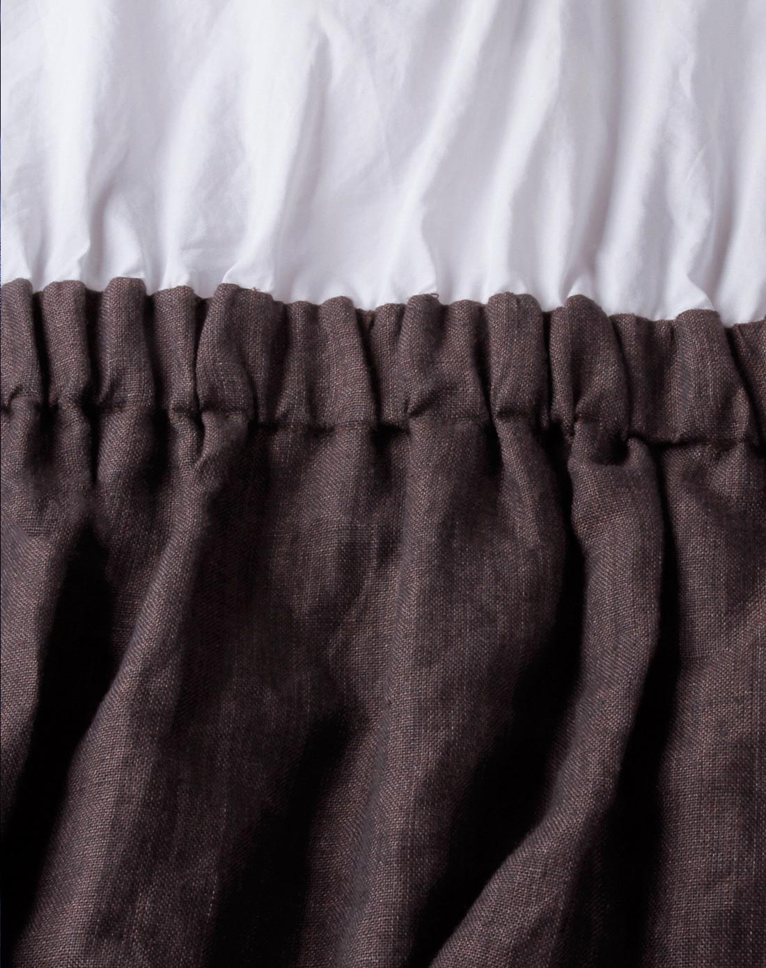 咖啡色无袖亚麻优雅衬衣