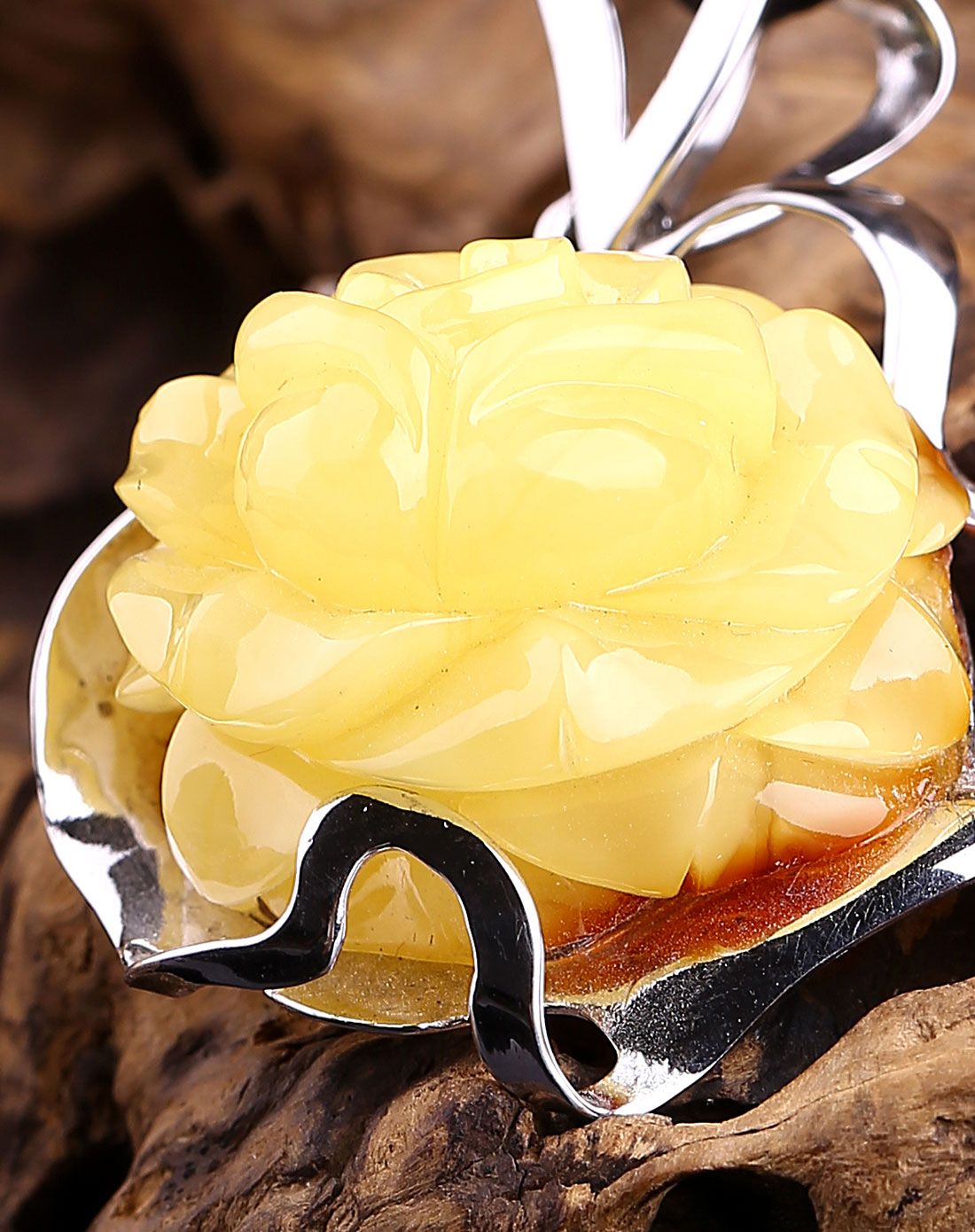 花开富贵顶级蜜蜡吊坠附证书