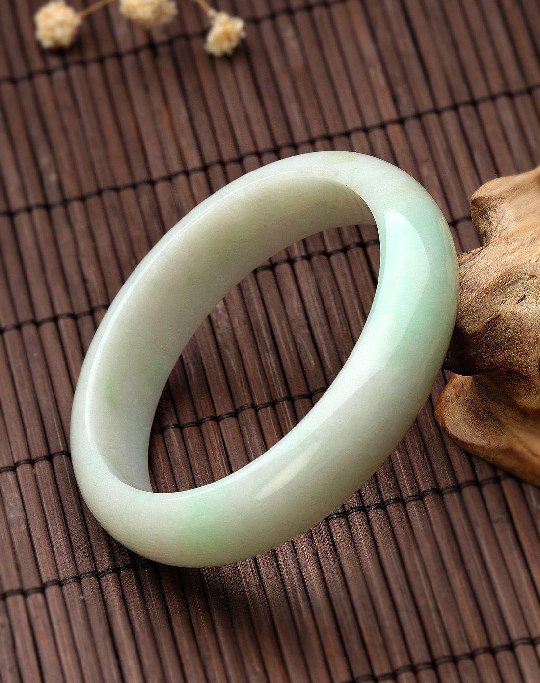 56mm天然a货豆种豆绿端庄典雅翡翠手镯