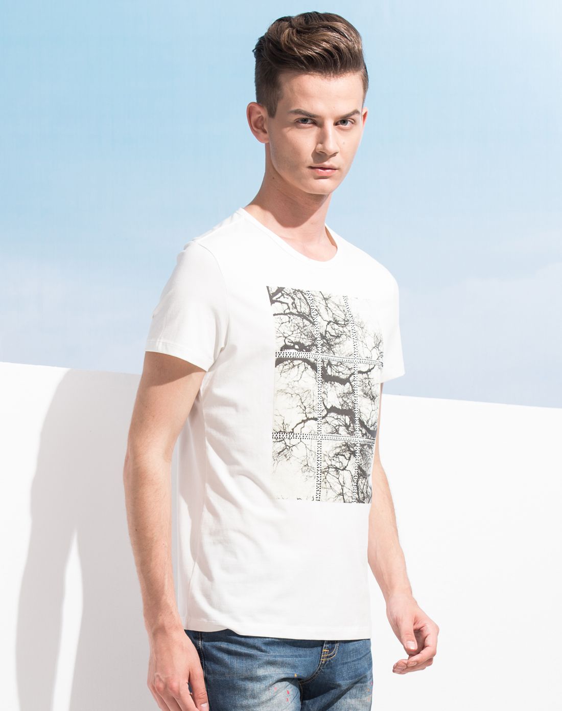 七匹狼旗下swsport米白色时尚印花圆领短t恤衫411303-01_唯品会