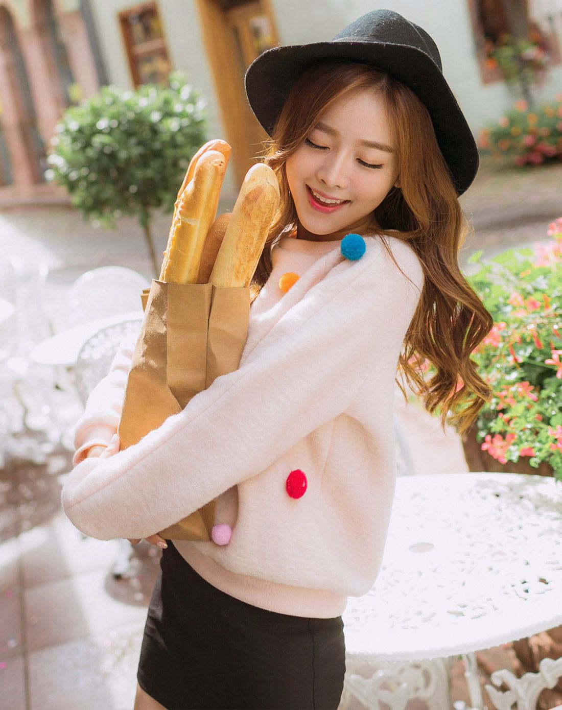 女款粉色的球球长袖t恤