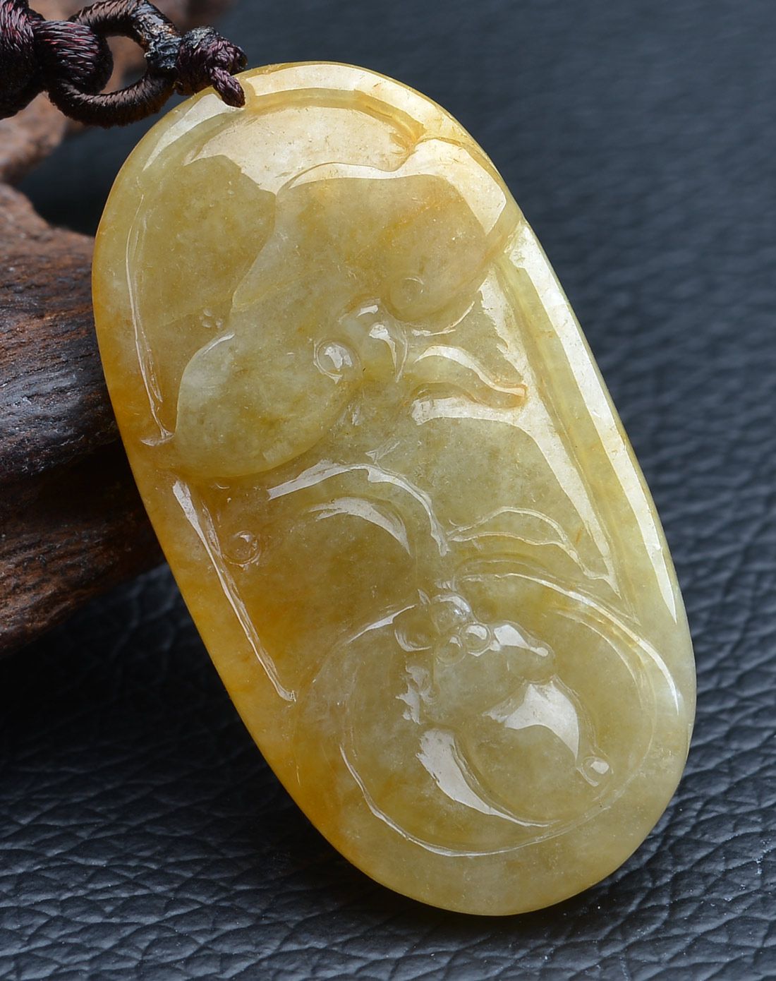 亿珍阁 巧雕天然翡翠黄翡罗汉吊坠(附证书)