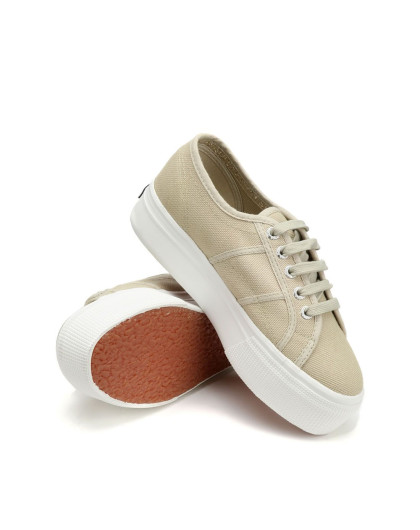女款浅卡其色厚底简约休闲帆布鞋